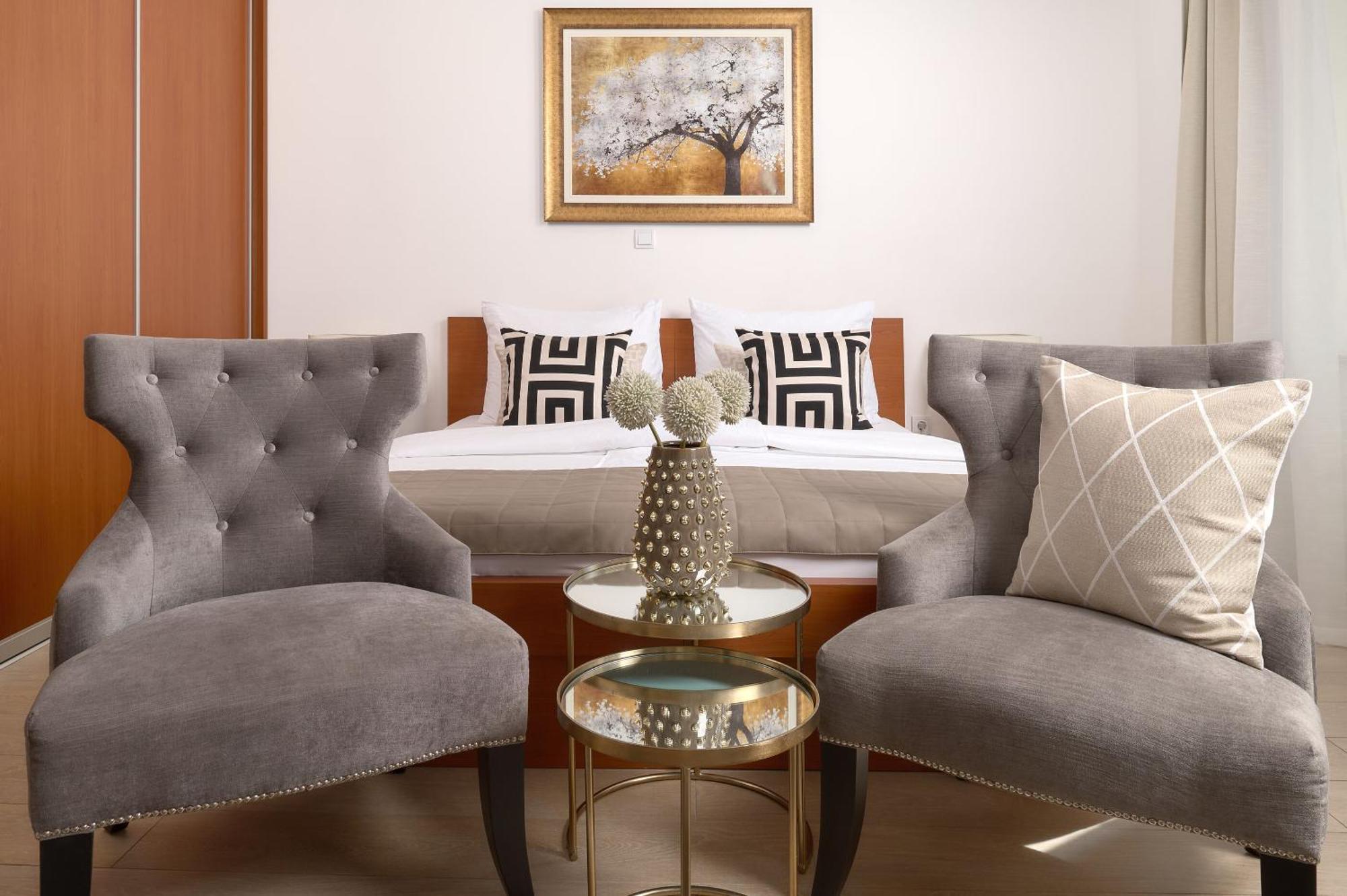 Apartments Studios 81 Сплит Екстериор снимка