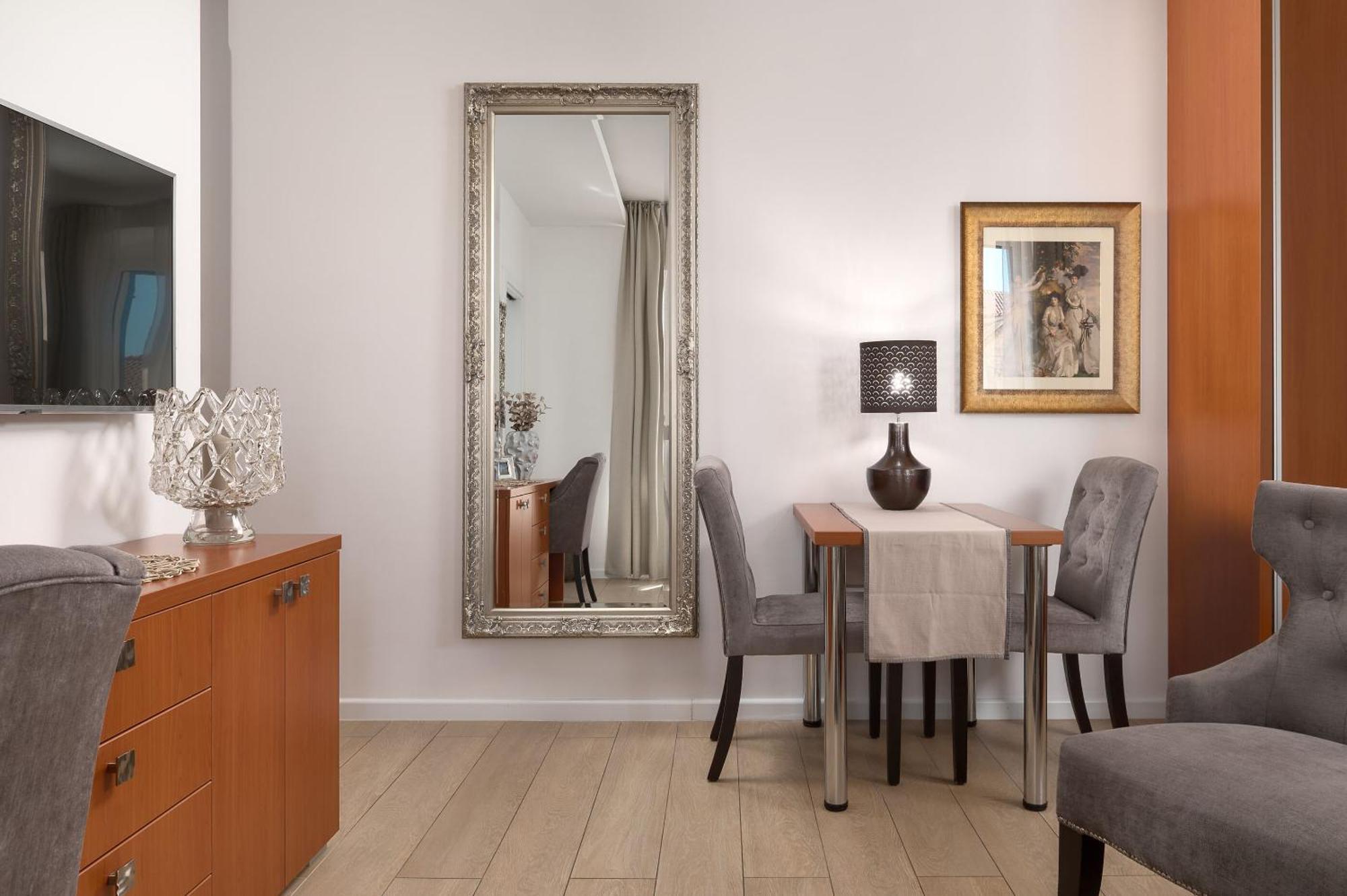 Apartments Studios 81 Сплит Екстериор снимка
